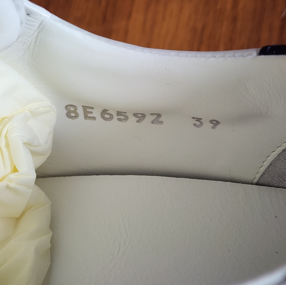 ***SOLD OUT***New 100% Auth Women's Slip on Rockoko Fendi Logo Sneakers White - Picture 12 of 12